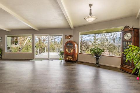 505 Harper Loop, Grants Pass, OR 97527 photo 16