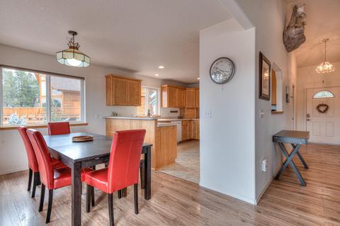 54649 Silver Fox Dr, Bend, OR 97707 photo 9