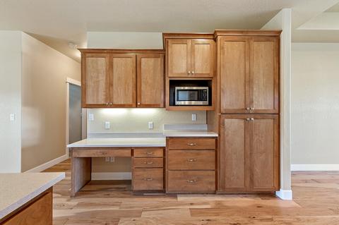 565 Eagle Rock, Central Point, OR 97502 photo 24