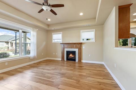 565 Eagle Rock, Central Point, OR 97502 photo 14