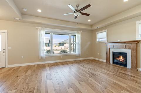 565 Eagle Rock, Central Point, OR 97502 photo 13