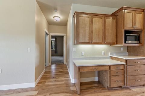 565 Eagle Rock, Central Point, OR 97502 photo 30