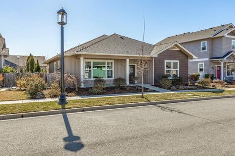 565 Eagle Rock, Central Point, OR 97502 photo 5