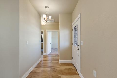 565 Eagle Rock, Central Point, OR 97502 photo 17