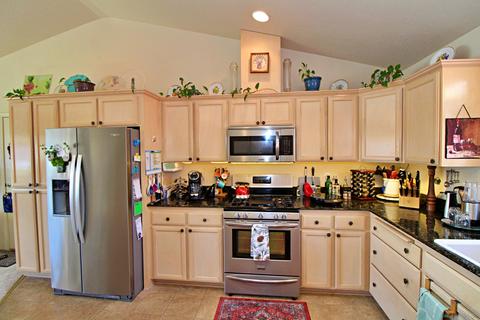 982 Jessica Ct, Eagle Point, OR 97524 photo 9