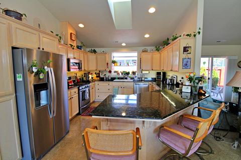 982 Jessica Ct, Eagle Point, OR 97524 photo 12