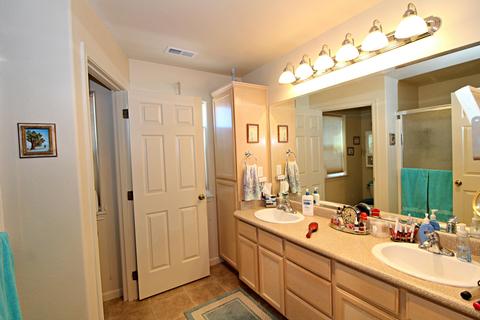 982 Jessica Ct, Eagle Point, OR 97524 photo 23