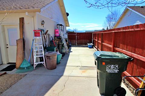982 Jessica Ct, Eagle Point, OR 97524 photo 31