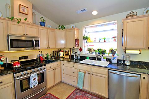 982 Jessica Ct, Eagle Point, OR 97524 photo 13