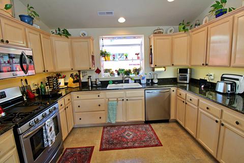 982 Jessica Ct, Eagle Point, OR 97524 photo 10