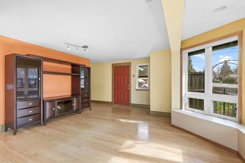 310 W 2nd St, Phoenix, OR 97535 photo 7