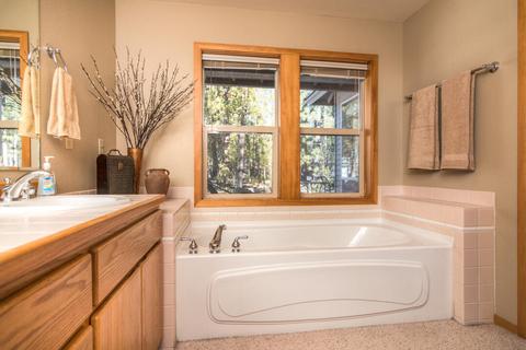 17753 Quelah Ln, Sunriver, OR 97707 photo 25
