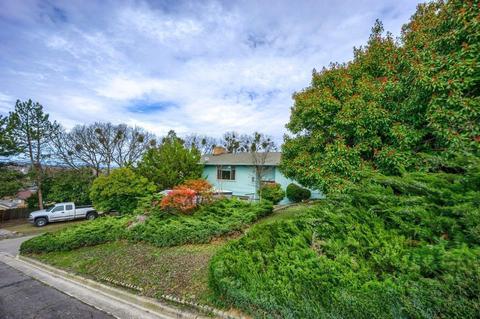 515 Amerman Dr, Phoenix, OR 97535 photo 1