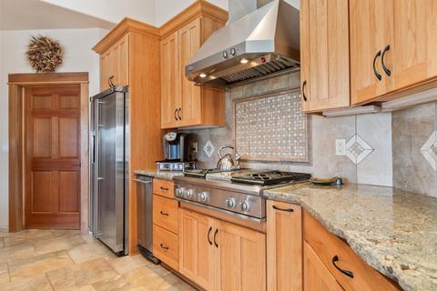 22143 Rickard Rd, Bend, OR 97702 photo 5