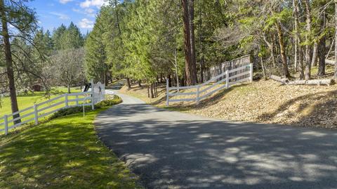 178 Combs Dr, Merlin, OR 97532 photo 85