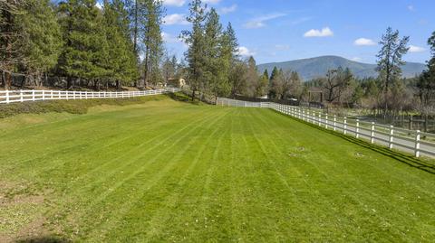 178 Combs Dr, Merlin, OR 97532 photo 38