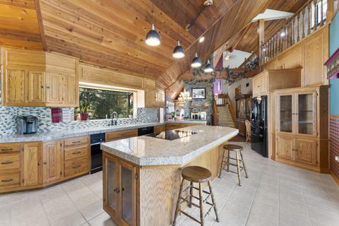 178 Combs Dr, Merlin, OR 97532 photo 31
