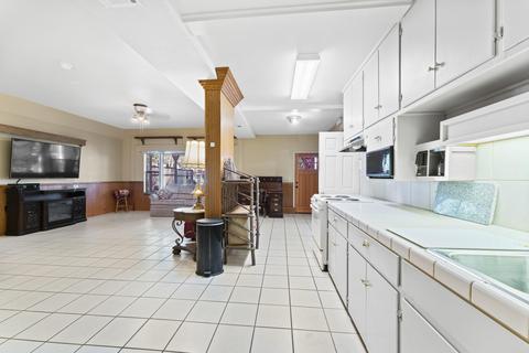 178 Combs Dr, Merlin, OR 97532 photo 51