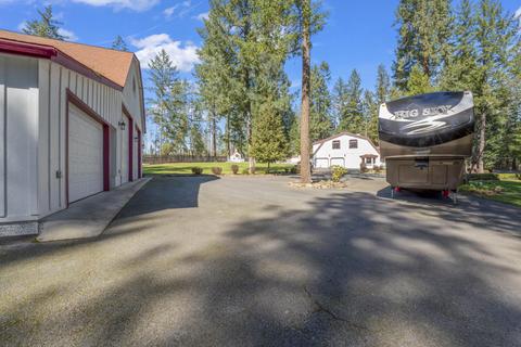 178 Combs Dr, Merlin, OR 97532 photo 6