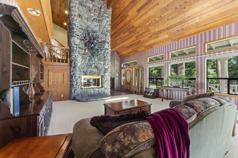 178 Combs Dr, Merlin, OR 97532 photo 24