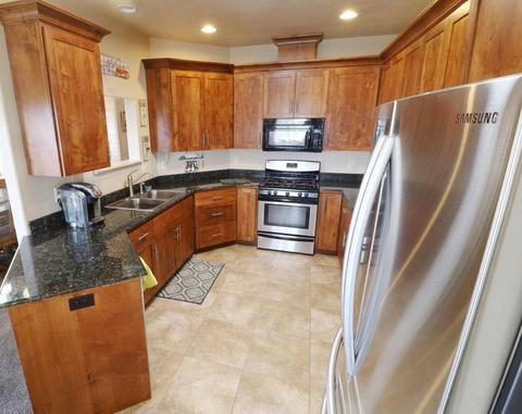 355 Avalon Ter, Eagle Point, OR 97524 photo 8
