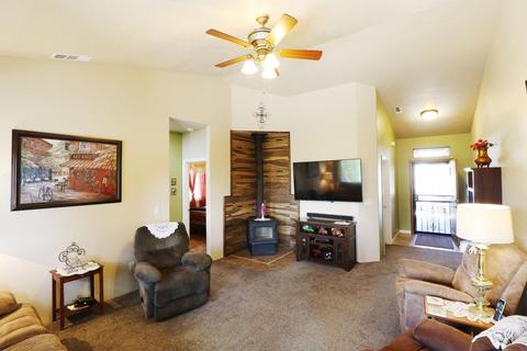 355 Avalon Ter, Eagle Point, OR 97524 photo 4