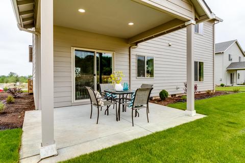 369 NW Double Eagle Ave, Madras, OR 97741 photo 9