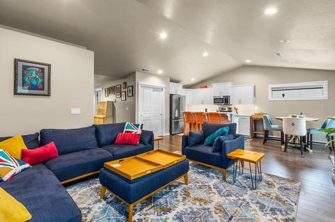 1819 NE Coby Way, Bend, OR 97701 photo 5