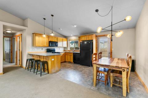 20518 Prospector Loop, Bend, OR 97702 photo 13