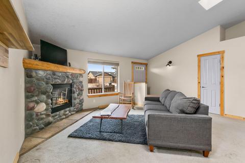 20518 Prospector Loop, Bend, OR 97702 photo 5