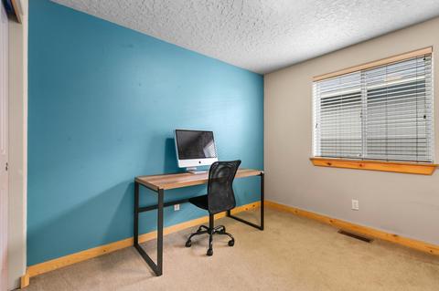 20518 Prospector Loop, Bend, OR 97702 photo 23