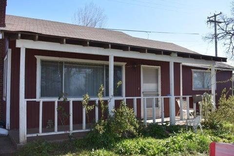 2110 Hammel Rd, Eagle Point, OR 97524 photo 3