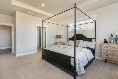 3803 NE Oakside Loop, Bend, OR 97701 photo 14