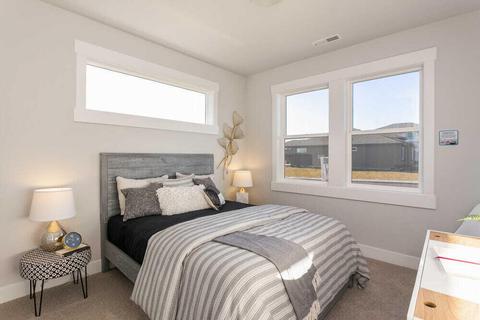 3803 NE Oakside Loop, Bend, OR 97701 photo 16