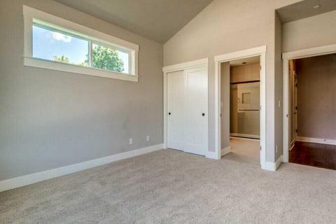 3795 NE Oakside Loop, Bend, OR 97701 photo 16