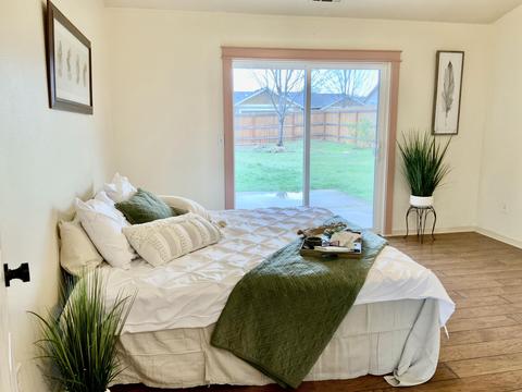 575 Barton Rd, Eagle Point, OR 97524 photo 10