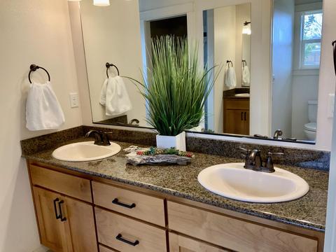 575 Barton Rd, Eagle Point, OR 97524 photo 12