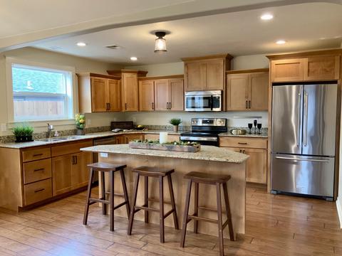 575 Barton Rd, Eagle Point, OR 97524 photo 5
