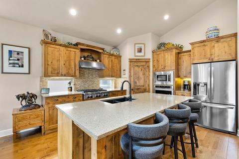613 NW Powell Butte Loop, Bend, OR 97703 photo 10