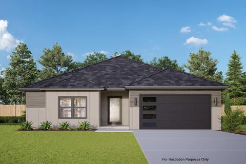 67 Woodlands Dr, Eagle Point, OR 97524