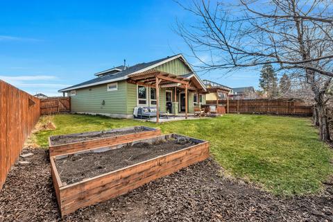 63293 NW Newhall Pl, Bend, OR 97703 photo 26