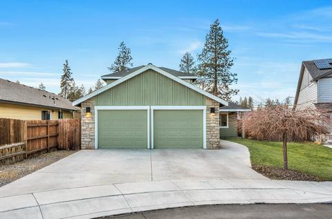 63293 NW Newhall Pl, Bend, OR 97703 photo 3