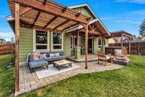 63293 NW Newhall Pl, Bend, OR 97703 photo 24