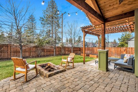 63293 NW Newhall Pl, Bend, OR 97703 photo 23
