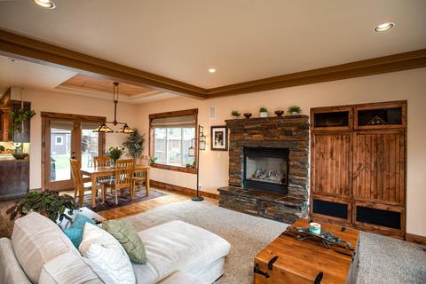 2641 NE Jill Ct, Bend, OR 97701 photo 5