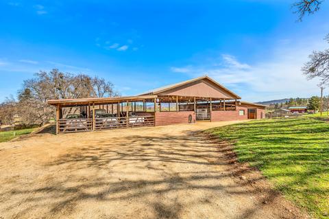 13615 Agate Rd, Eagle Point, OR 97524 photo 45
