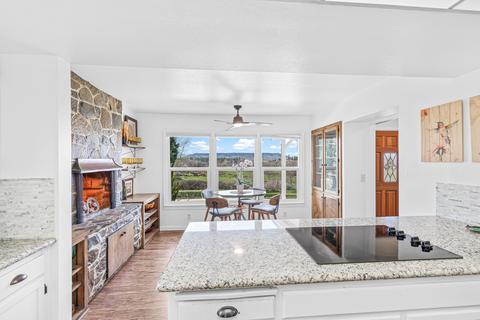 13615 Agate Rd, Eagle Point, OR 97524 photo 17