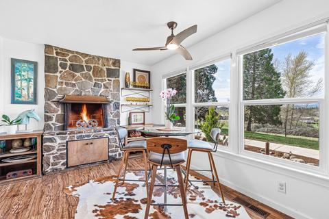 13615 Agate Rd, Eagle Point, OR 97524 photo 9