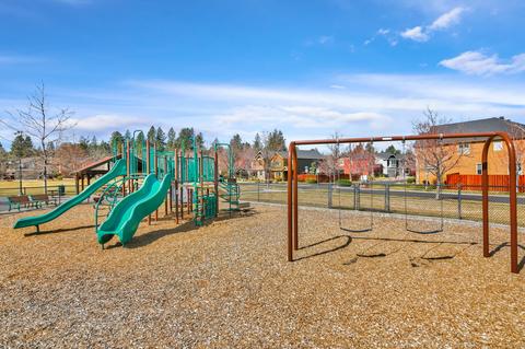 61173 Dayspring Dr, Bend, OR 97702 photo 6