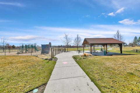 61173 Dayspring Dr, Bend, OR 97702 photo 10